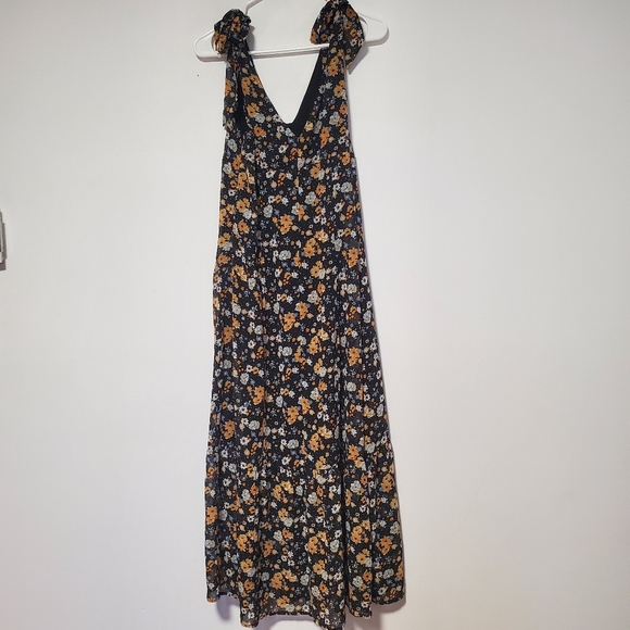 Lulu's Quite a Sight Black Floral Print Tie-Strap Midi Dress - Picture 7 of 12